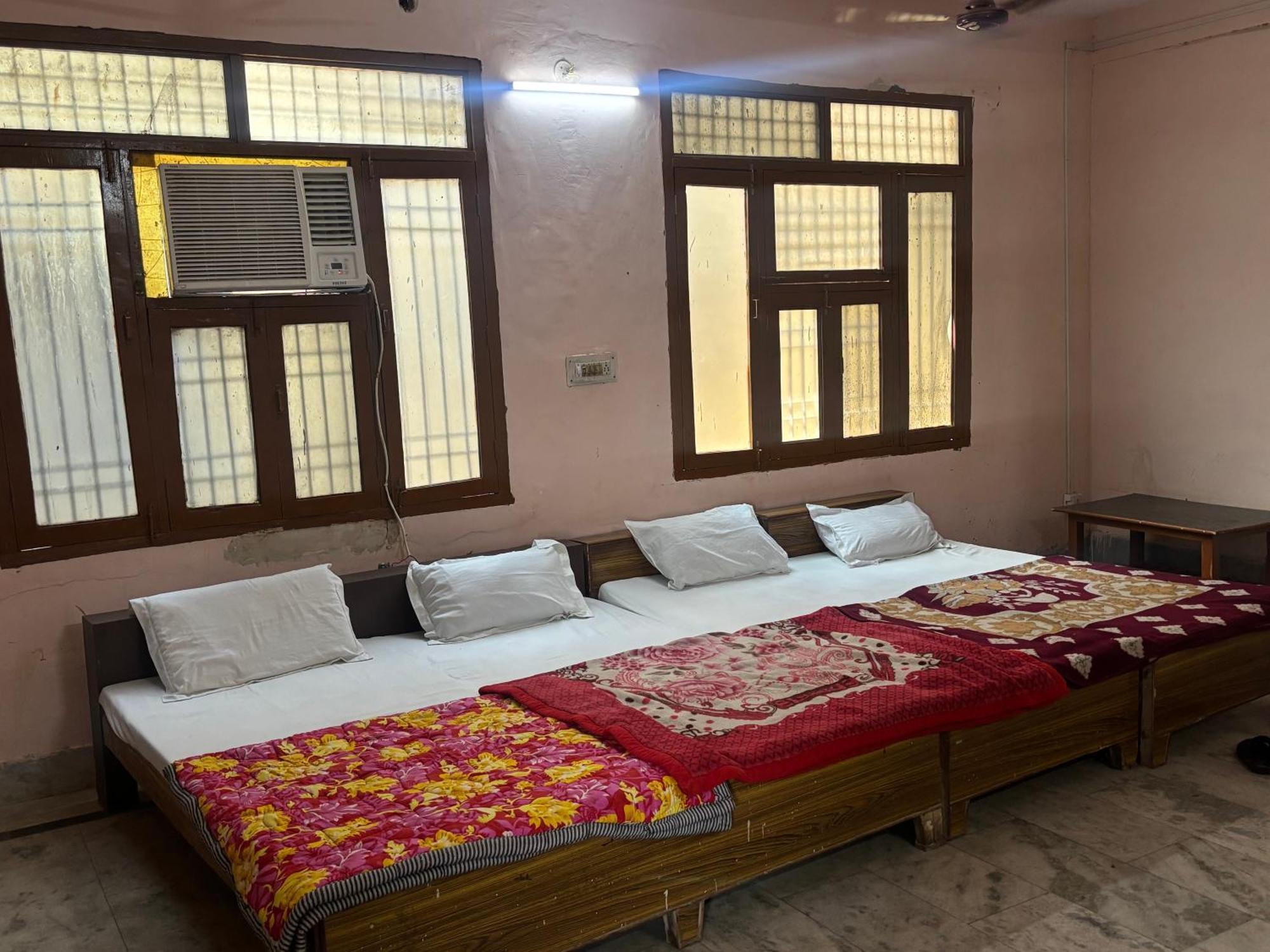 Sgh Guest House Mathura Dış mekan fotoğraf