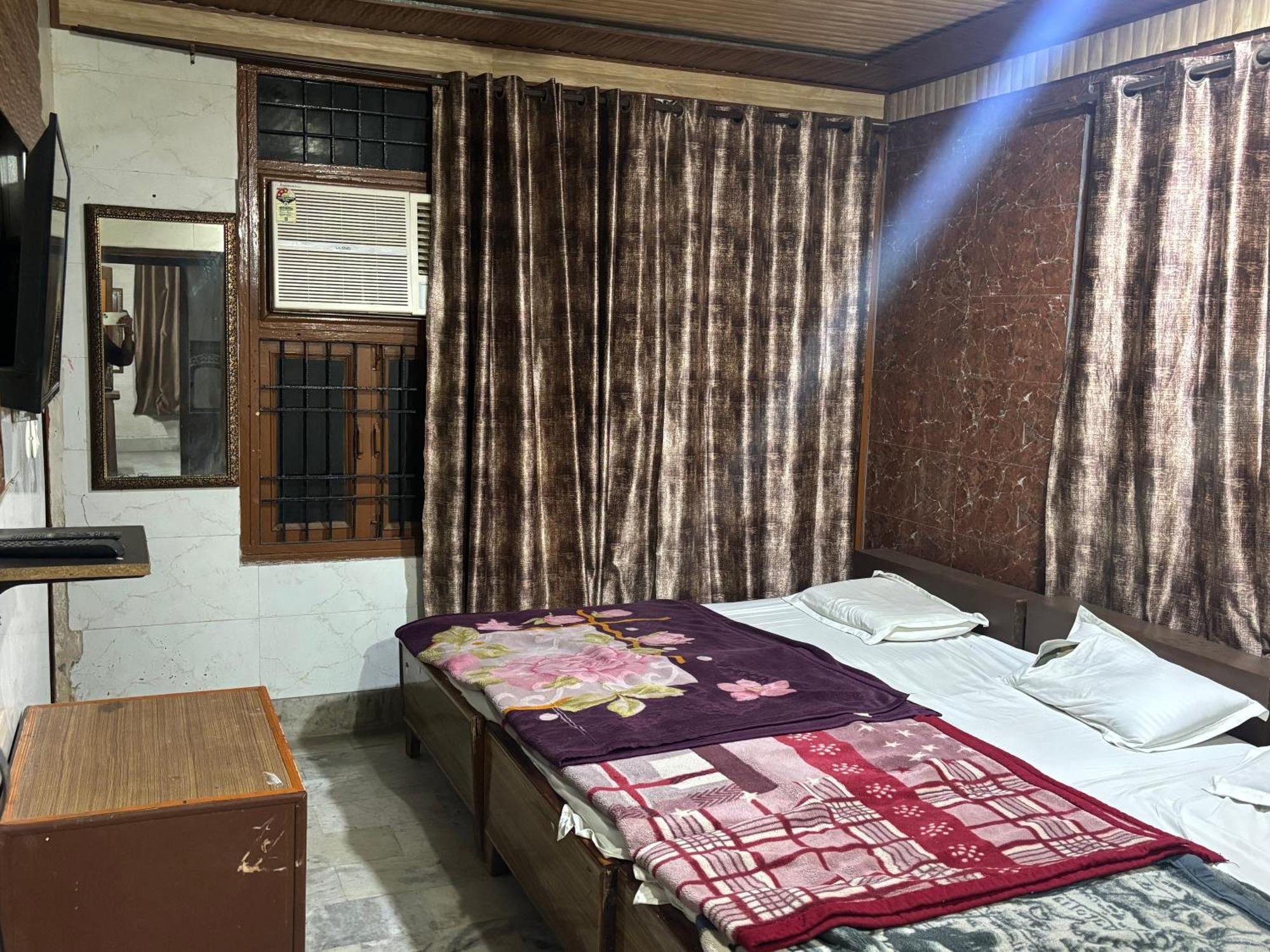 Sgh Guest House Mathura Dış mekan fotoğraf