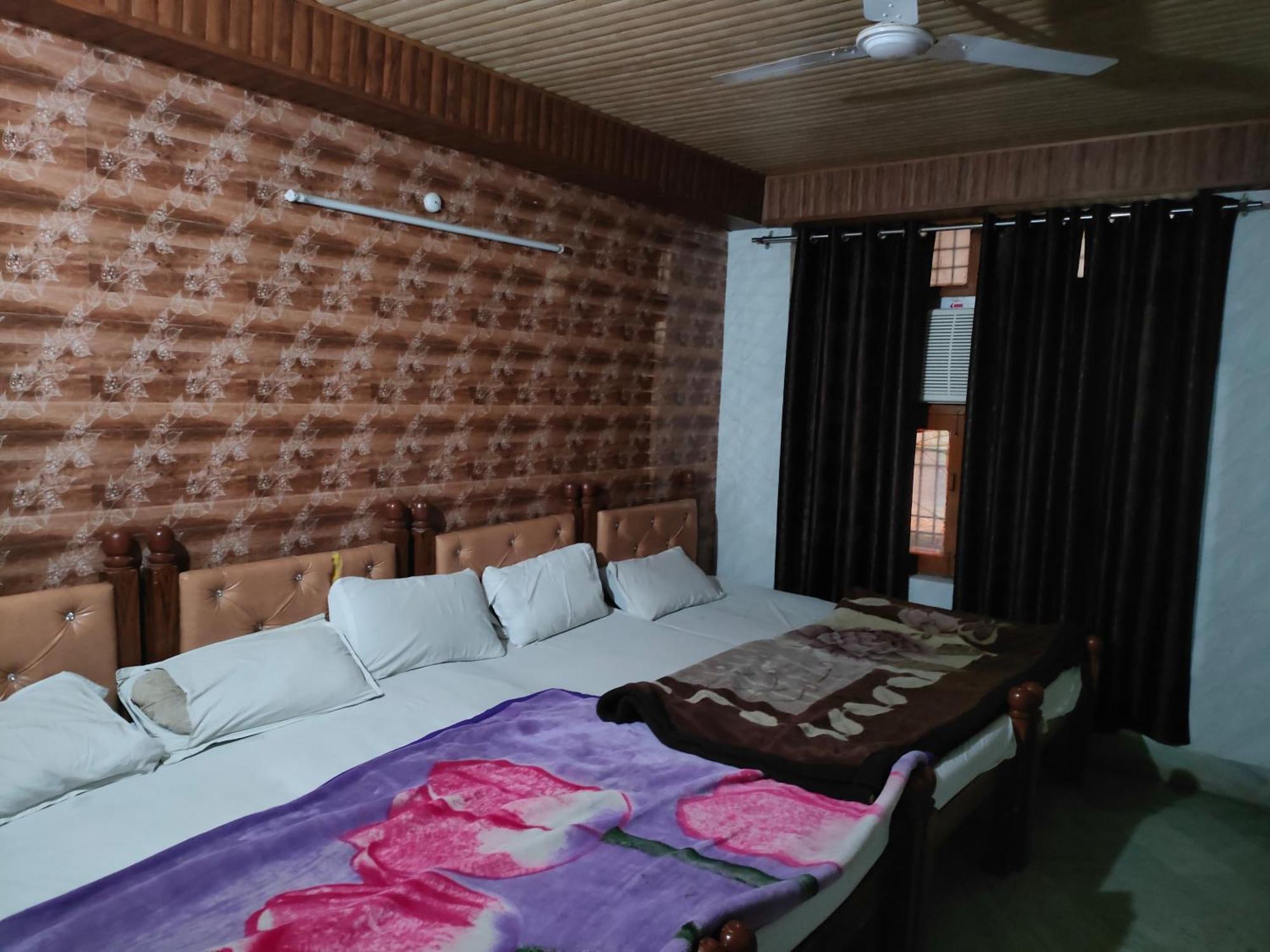 Sgh Guest House Mathura Dış mekan fotoğraf